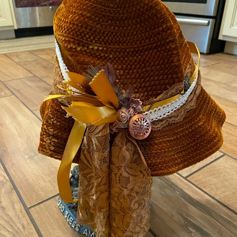 Amazing Hat - image 1